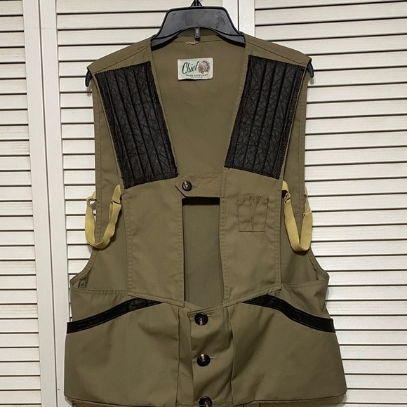 Chief Vintage Hunting Shooting Vest Water Resistant Size L - Picture 1 of 8